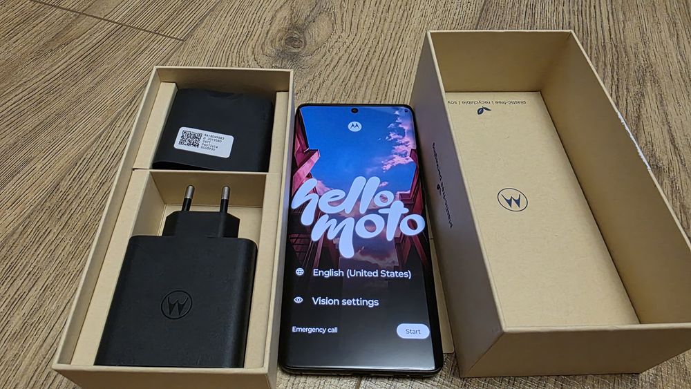 Motorola  EDGE 50 PRO