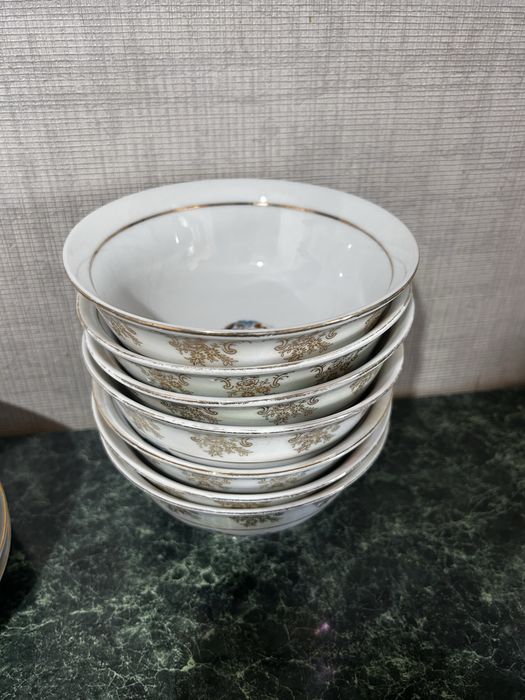 Полный комплект посуды