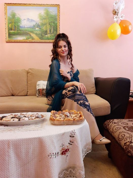 Бална рокля в перфектно състояние