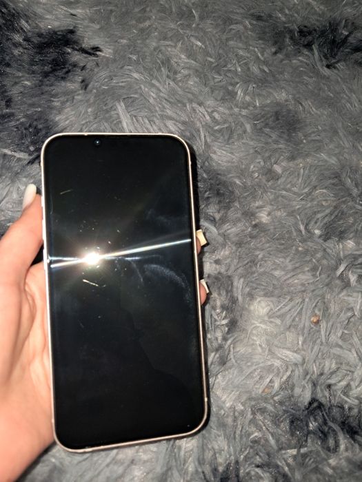 Продам айфон 13 128