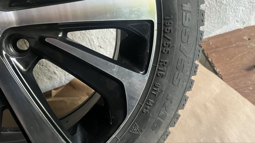 Шины с дисками шиповонные