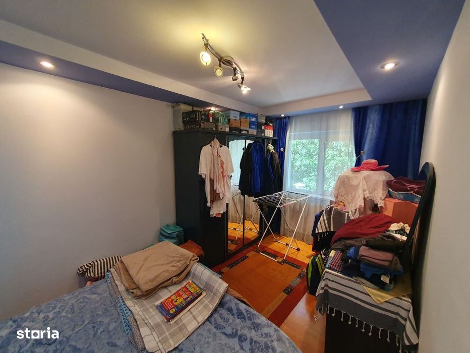 Apartament 3 camere, etaj 1, centrala proprie, bloc izolat - Zona Kiri