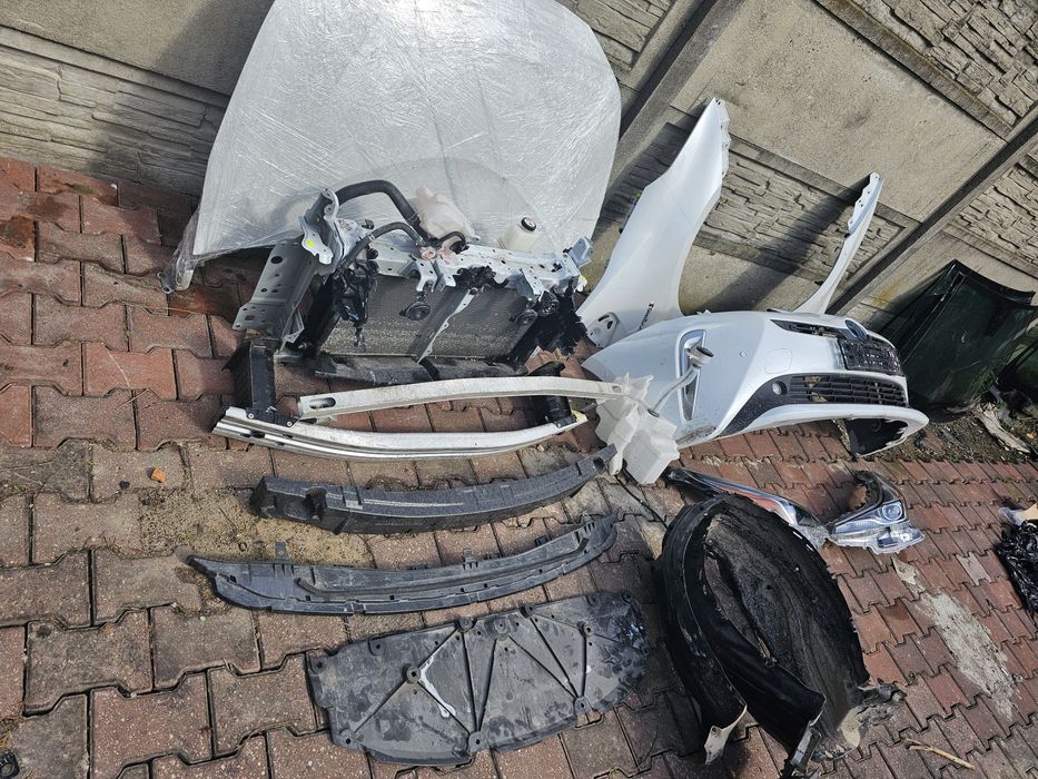 Bara fata completa impecabila prius IV facelift 2021 alb perlat