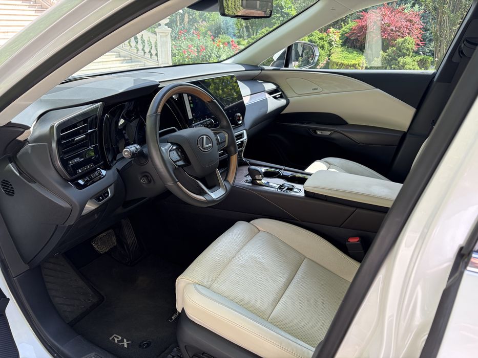 Lexus RX350 hybrid