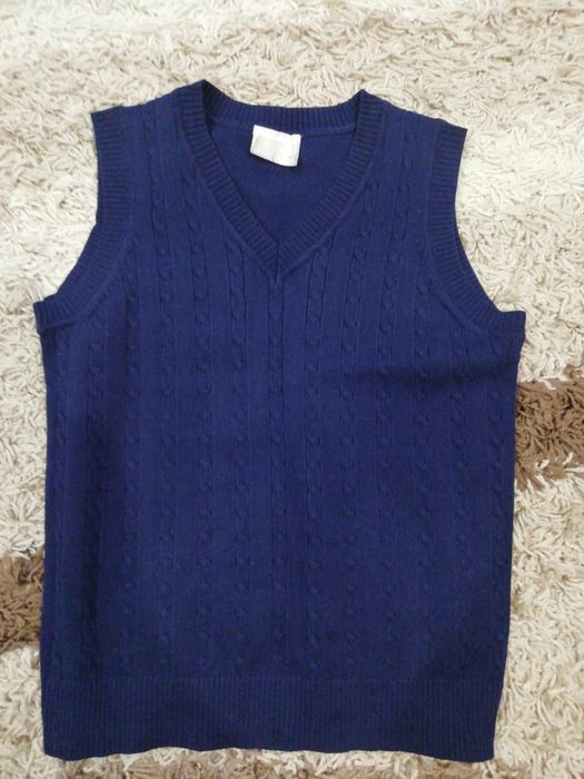 Продам жилет на мальчика