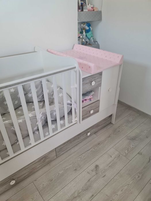 Трансформараща се дървена кошара