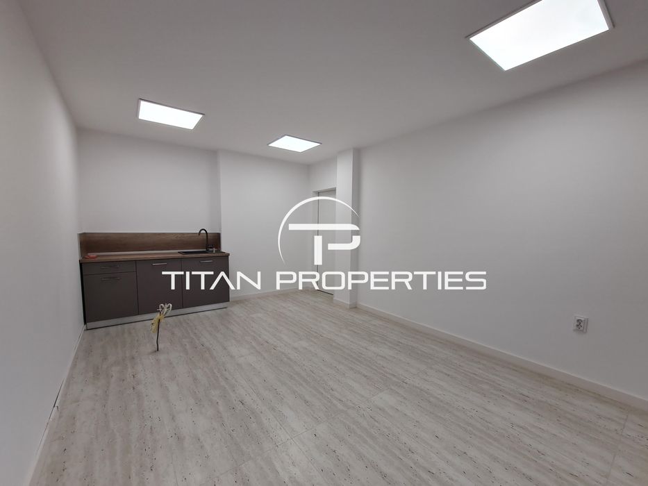 Дава се под наем Офис в Пловдив, Съдийски - 302 кв.м за 2000 € - Снимка #5