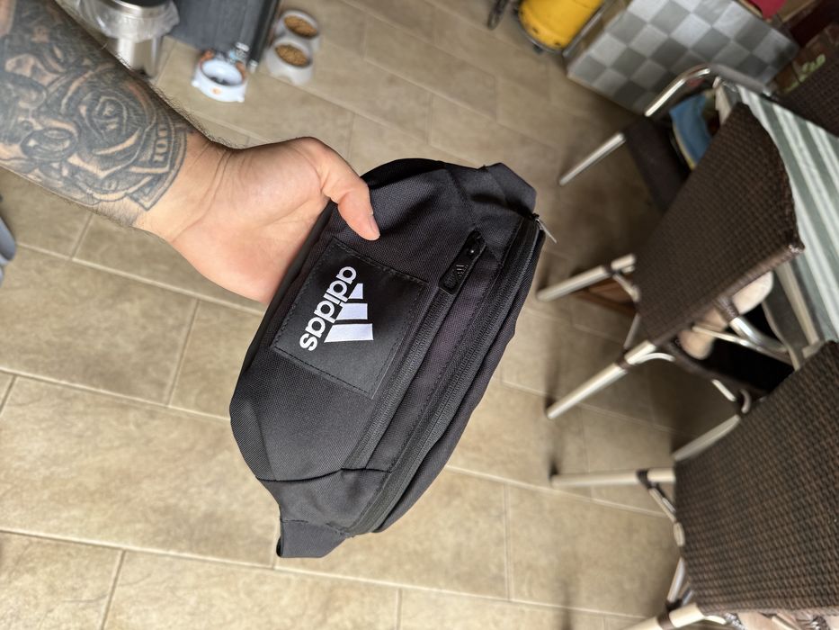 Borseta adidas noua