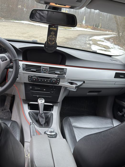 Bmw seria 3 Model E90 320i - 2.0 Benzină - 150 CP