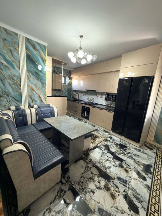 Ижарага берилади 3 хона 3- етаж махсимум Гостиница юлида мира куча