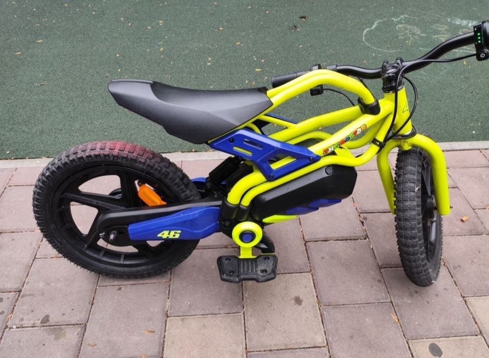 Bicicleta electrica copii