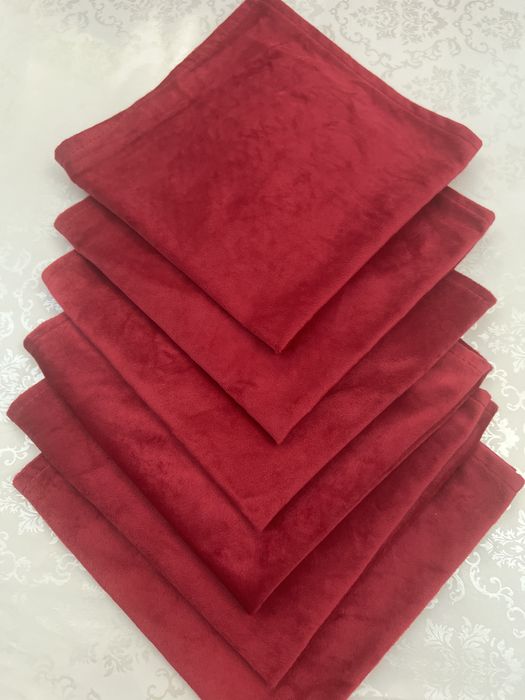 Сервировочные салфетки бархатные