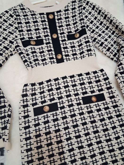 Rochie grosuta eleganta