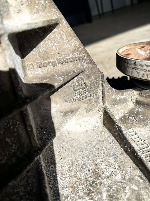 Раздатка Audi Q7 4.2 TDI 2007г 326 к.с. - 0AQ341010G