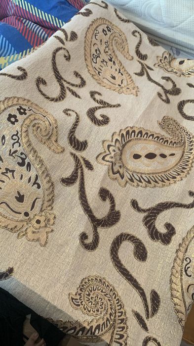 Продам шторы по 2метра