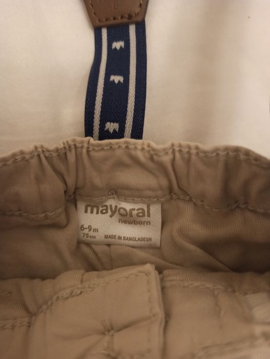 Mayoral панталонки за бебе с тиранти 6-9 м