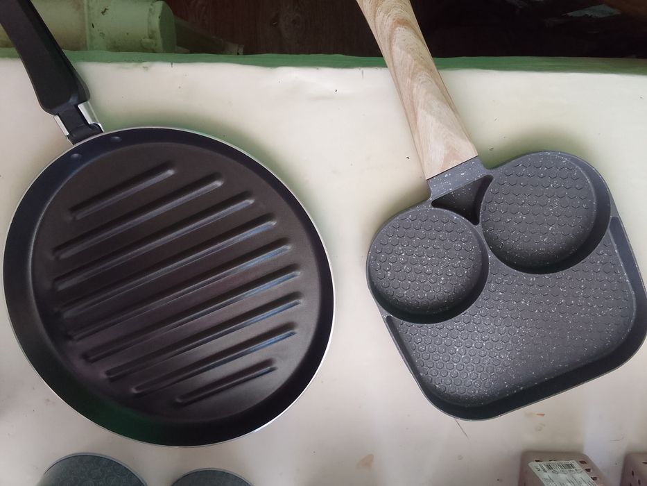 Продам сковородки 18см и 25см