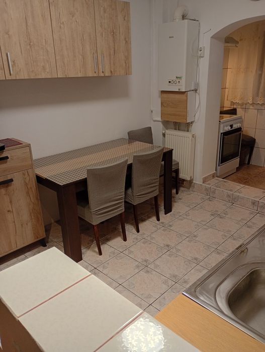 Închiriez apartament 2 camere  decomandat Alfa