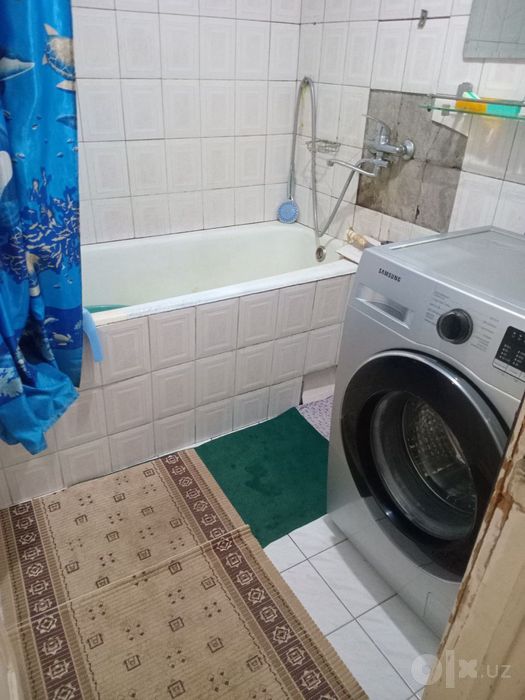 O’zimni uyimni Chilonzor 8 kvartalda ijaraga beraman. 2 xona 4 etaj.