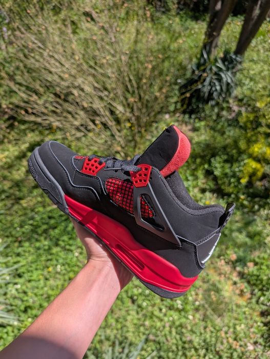 Jordan 4 Red Thunder