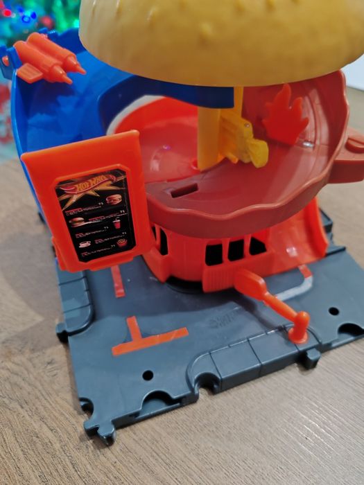 Писта Hot Wheels City - Бургер ресторант