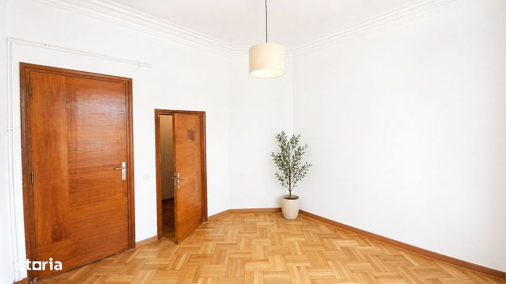 Apartament 4 camere | Universitate Armeneasca | Centrala Proprie