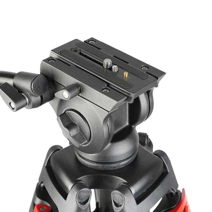 Професионален статив FOSOTO 1.8m с флуидна глава