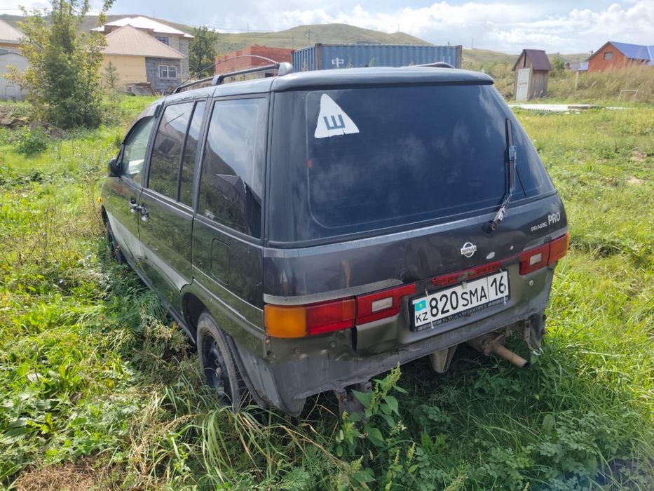 Продам машину, цена договореая