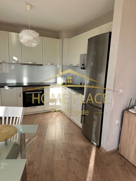 Дава се под наем Тристаен апартамент в Варна, Бриз - 110 кв.м за 817.53 € - Снимка #1