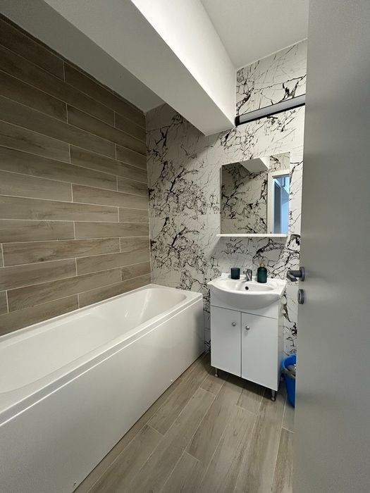 Studio modern de închiriat