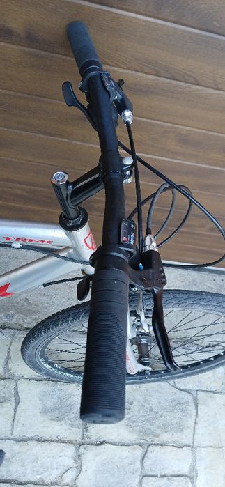 Vând bicicleta Trek