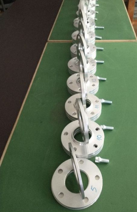 Flanșe distantiere 5 x 100 Golf 4 grosime 13 ,15 , 20 mm