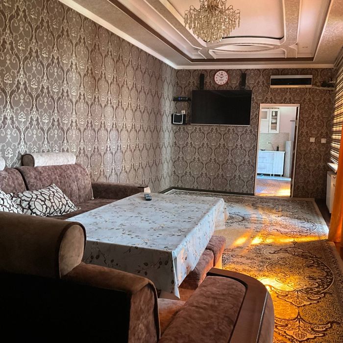 Hovli uy. Rohat. Yangiobot. Arzon narxda.