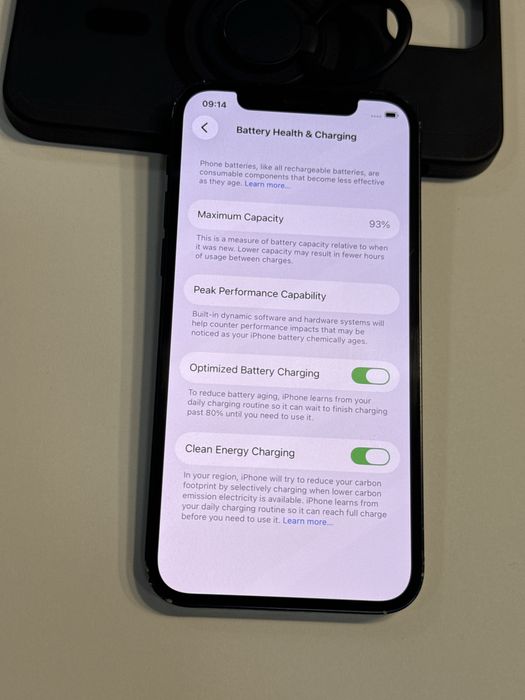 iPhone 12 • 93% Bateria • 128 GB