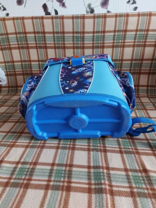 Школьный рюкзак.