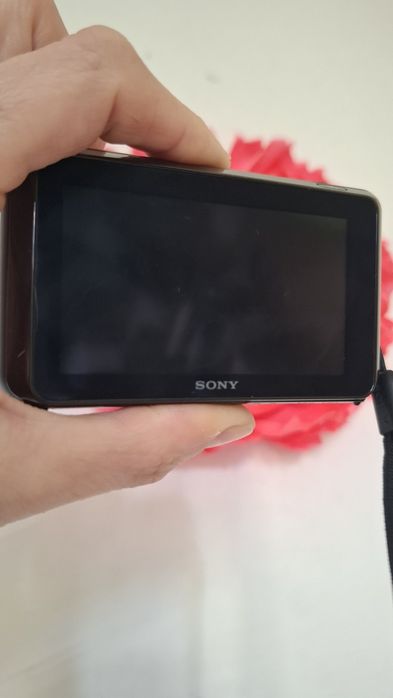 Компактен дигитален фотоапарат камера Sony DSC  T99