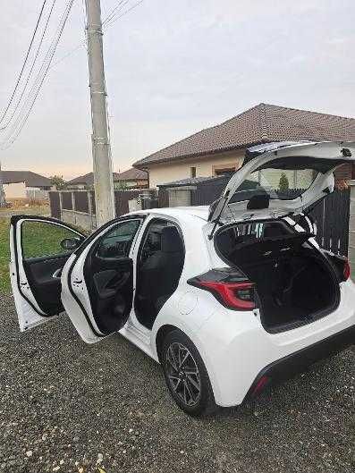 TOYOTA Yaris 2022 — imagine 4