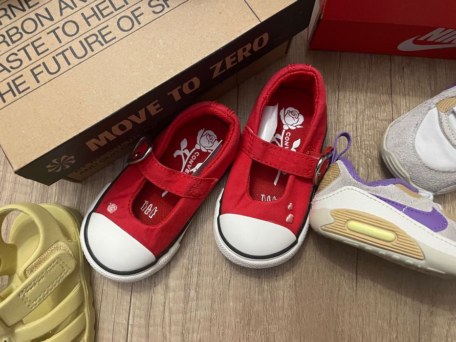 Обувки боти сандали маратонки Nike Next Crocs Converse Adidas