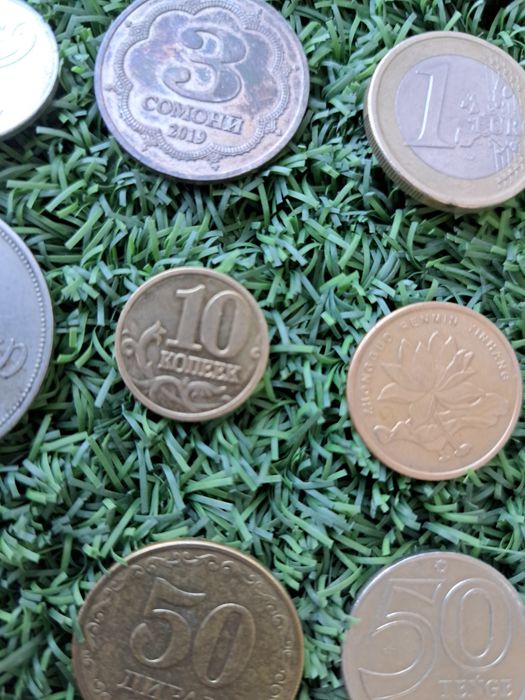 Продам коллекцию монет срочно очень харошая цена