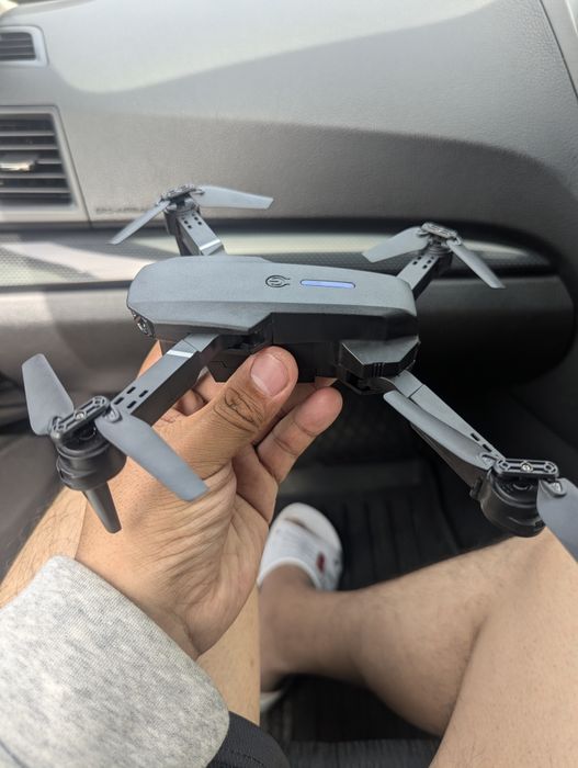 Продам дрон с камерой