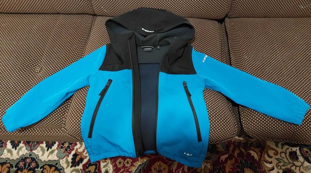 Яке детско ветроустойчиво, водоустойчиво чисто ново Icepeak ! 7-8г