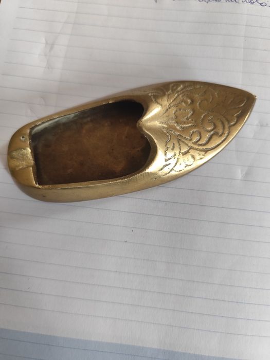 Scrumiera vitange din alamă!