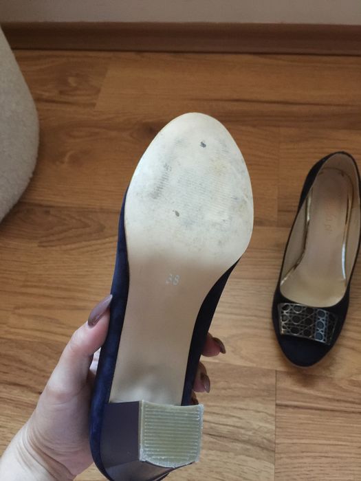 Дамски обувки на ток