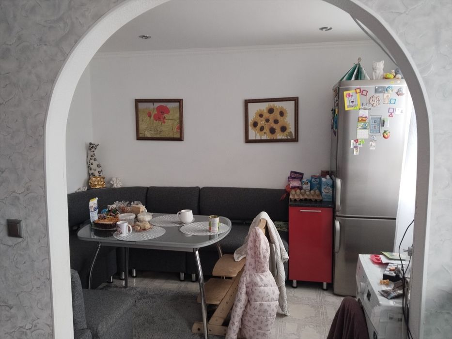 Продам 3 комнатную квартиру