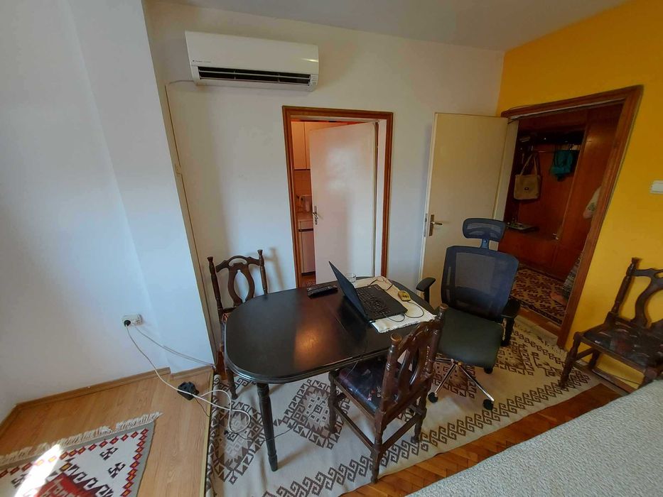 Продава се Тристаен апартамент в Търговище, Център - 73 кв.м за 1174 €/кв.м - Снимка #3