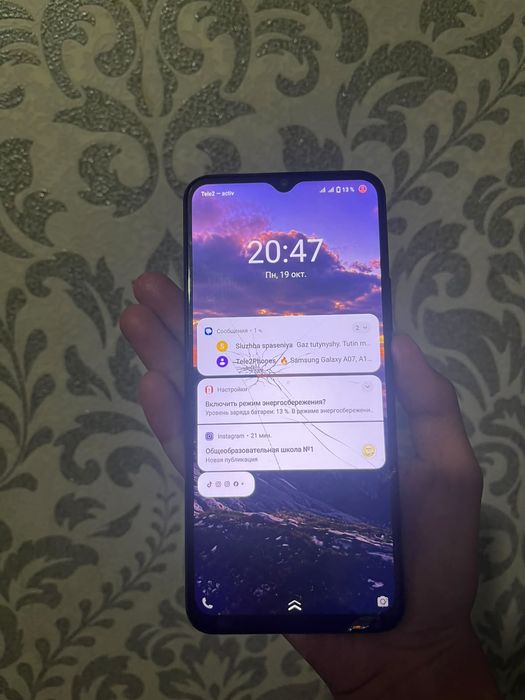 Продам телефон Vivo Y53S