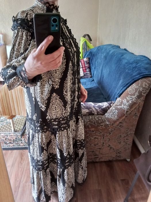 Продам платье женское