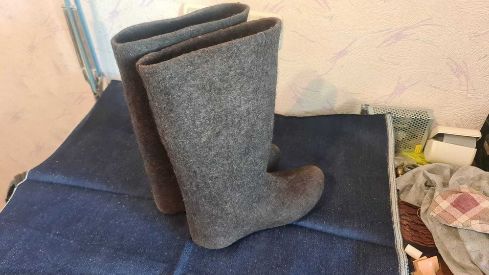 Продам валенки 42 размер