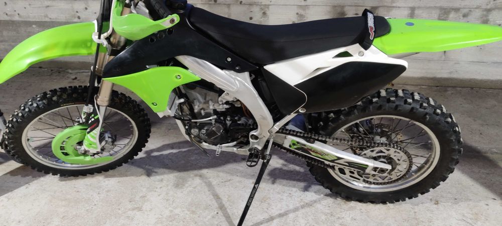 Vând Kawasaki KXF 450 2006 impecabil\2750€ neg!