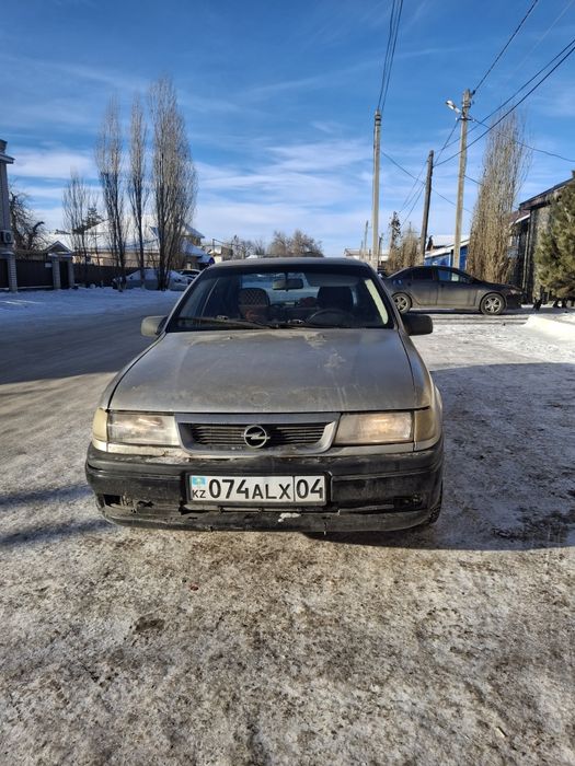 Срочно продам опел вектра
